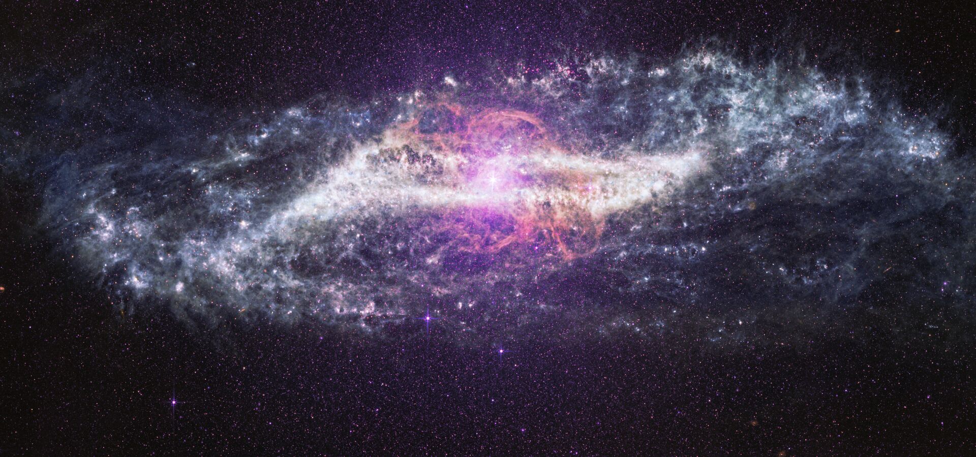 Webb uncovers unusual galaxy shaped by cosmic collision