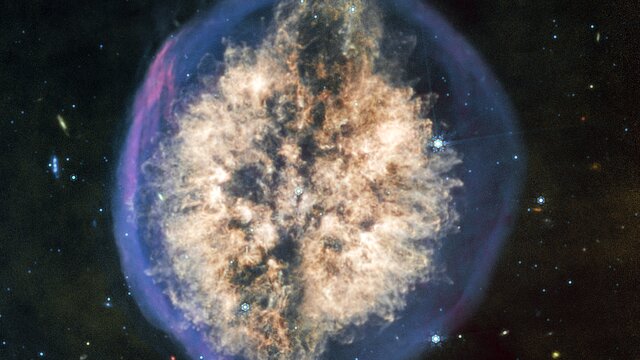 Pan video: Exposed Cranium Nebula (MIRI image)